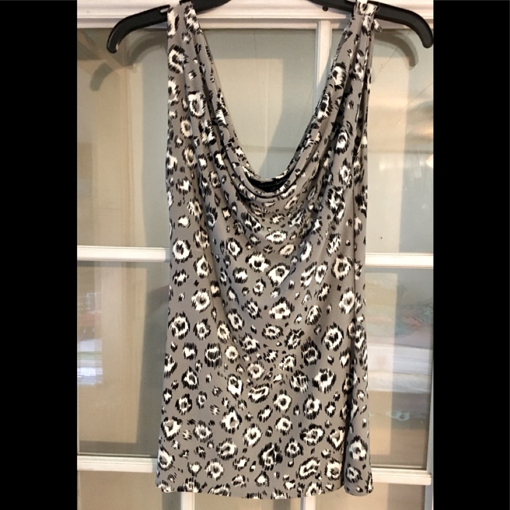 Norma kamali sleeveless leopard top